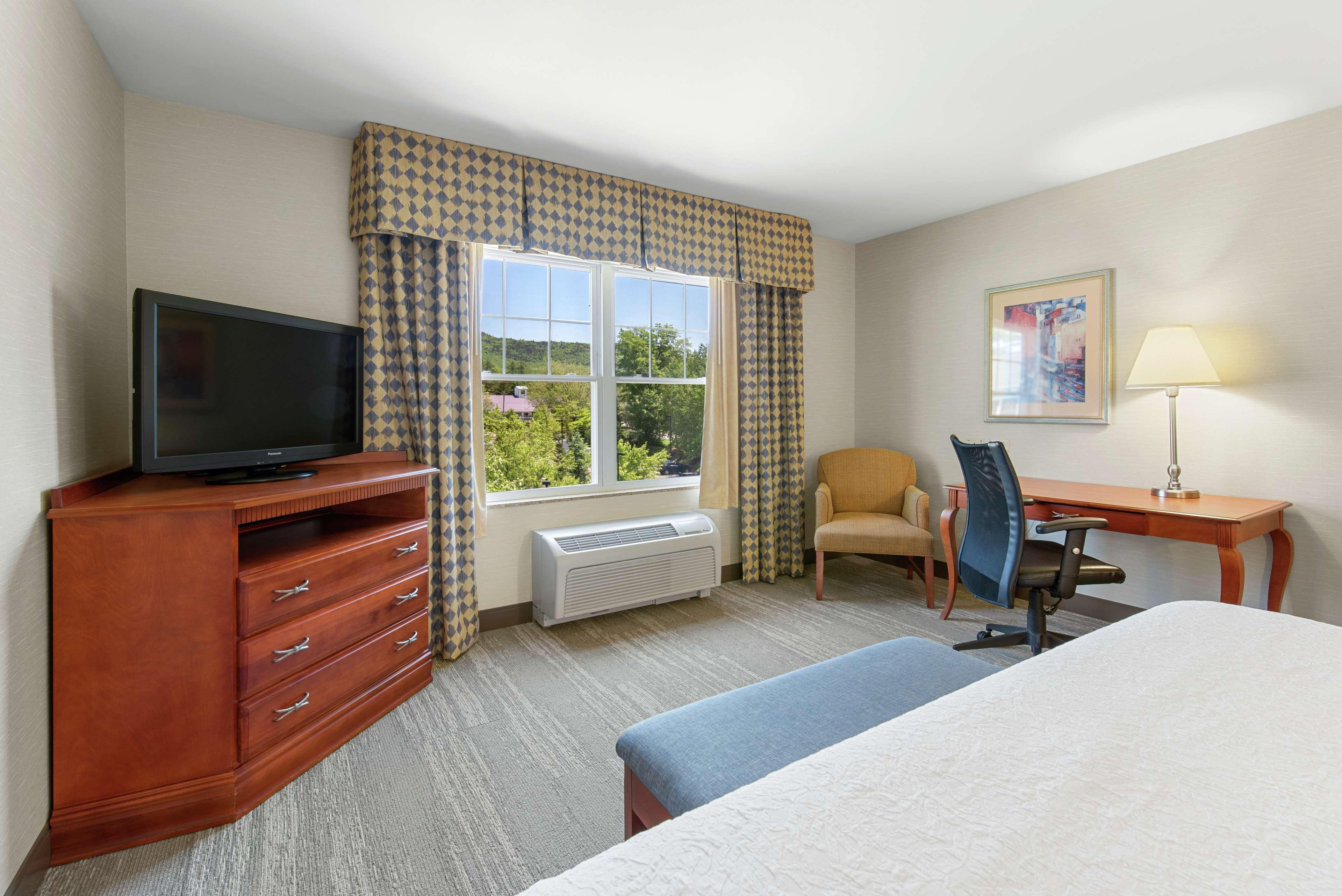 Hampton Inn & Suites North Conway Exteriör bild