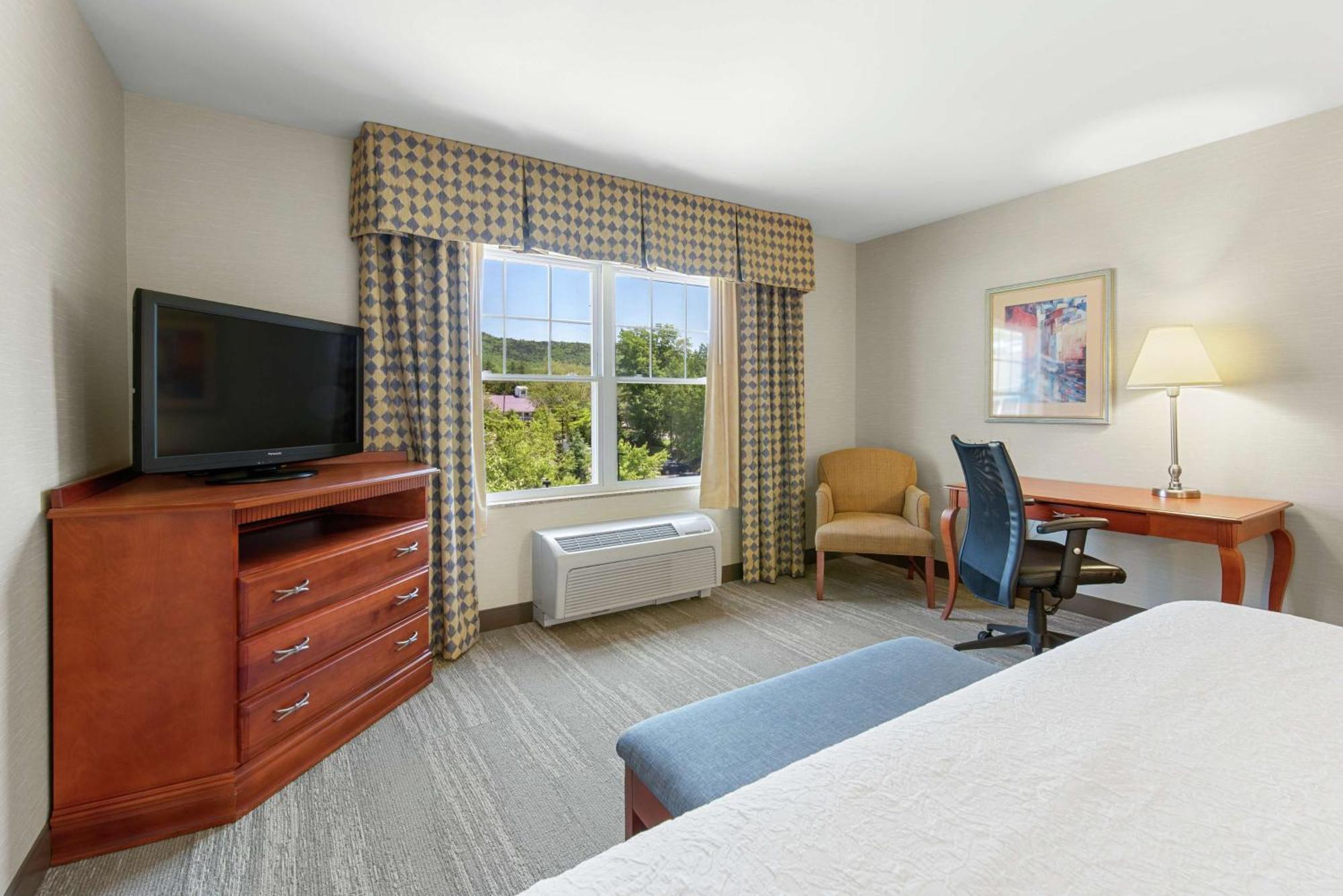 Hampton Inn & Suites North Conway Exteriör bild